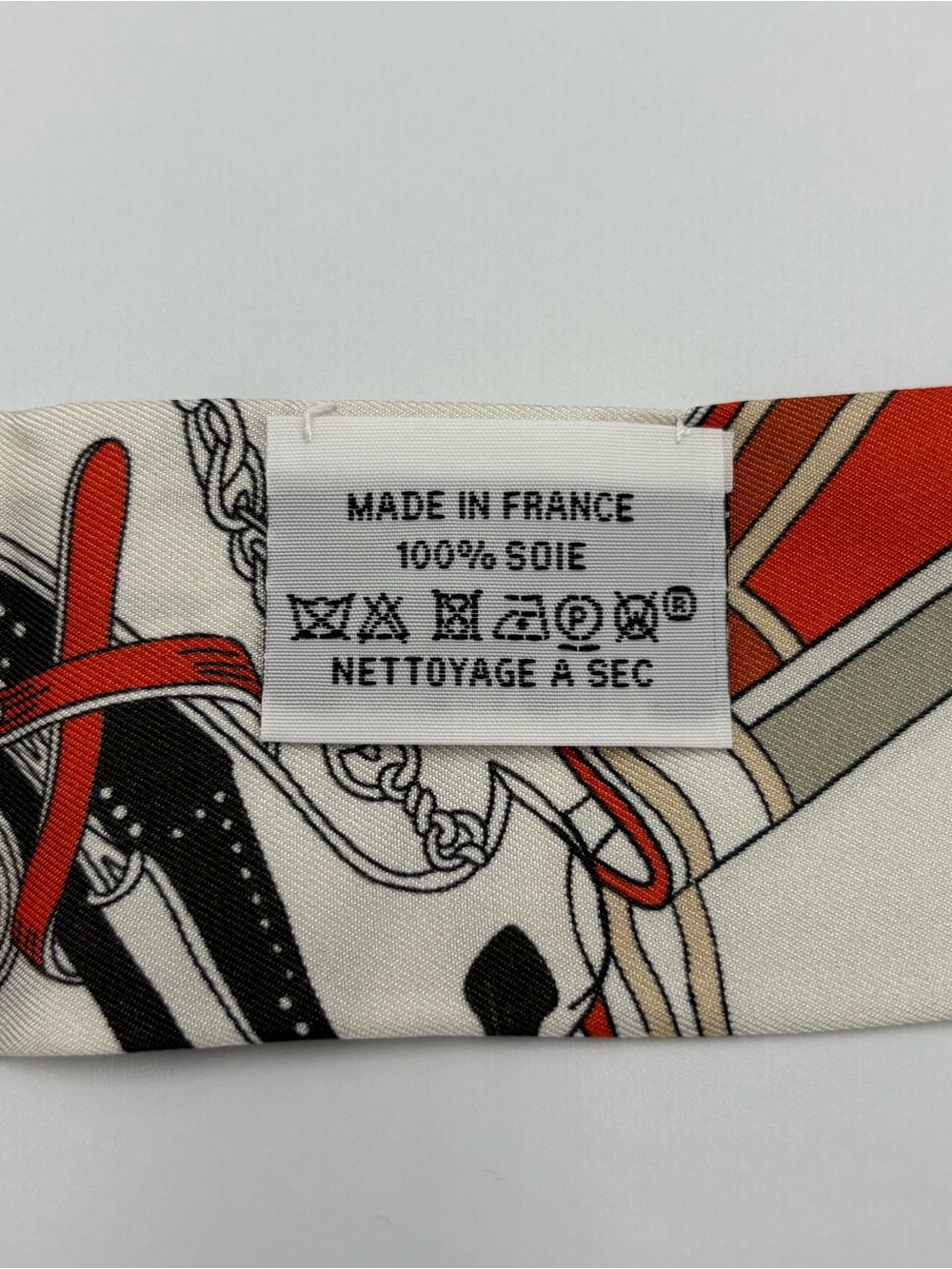 Hermes Bouquets Selliers Twilly Silk Scarf White Black Caramel Equestrian Print - Picture 4 of 5